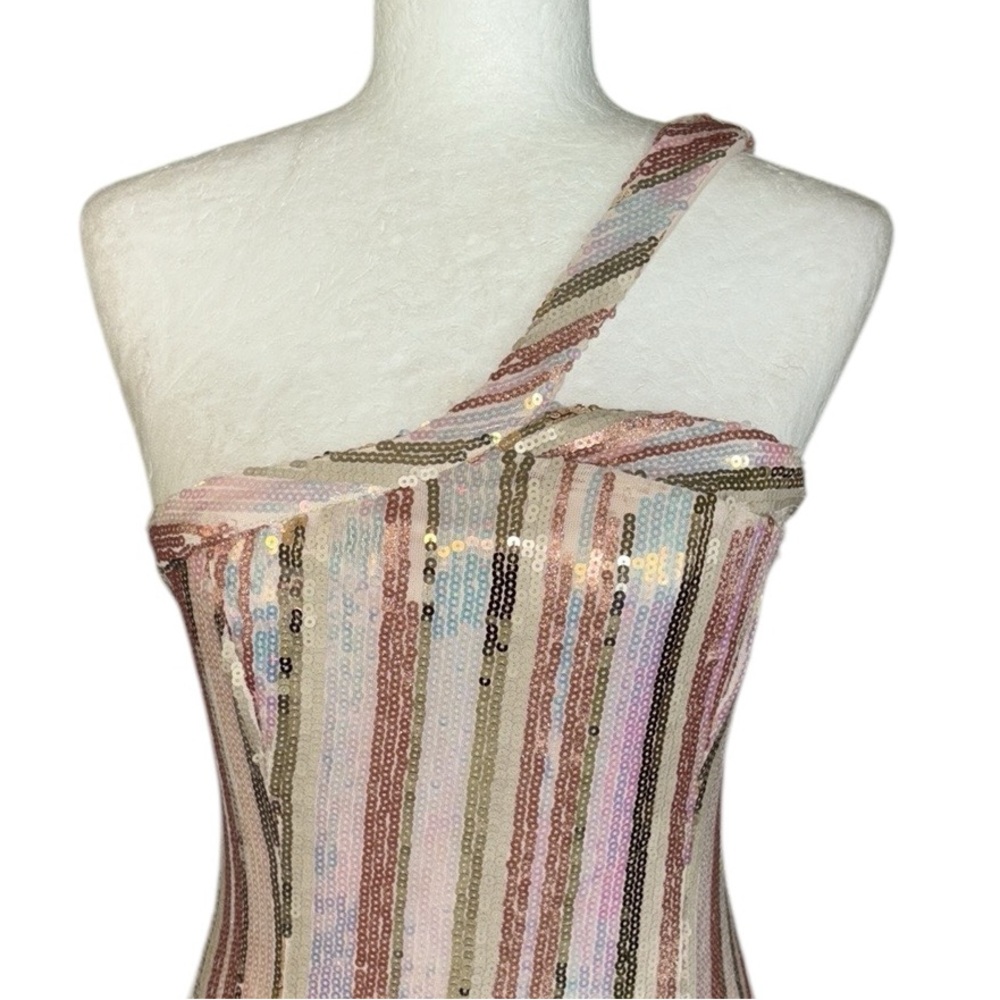 NWT Superdown Revolve Cicely Gold Iridescent Sequin One Shoulder Mini Dress - L - Picture 5 of 15